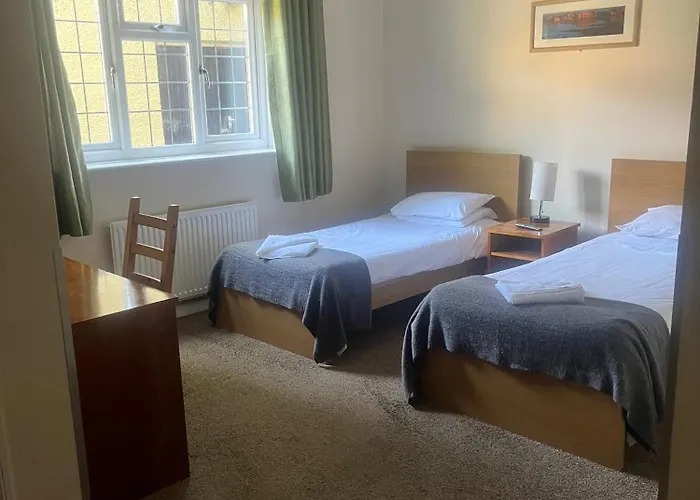 The Admirals Inn Guest House